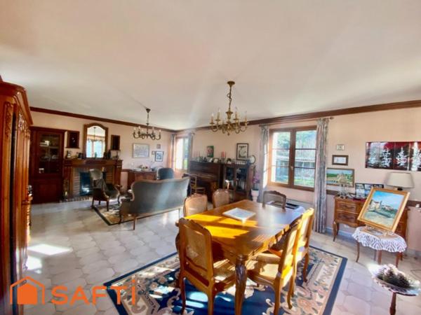 Maison avec piscine 226 m²