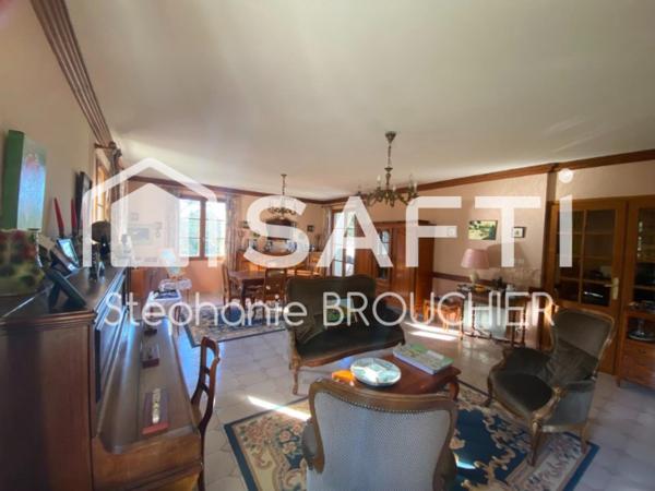 Maison avec piscine 226 m²