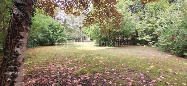 Terrain de loisirs de 2 254 m²