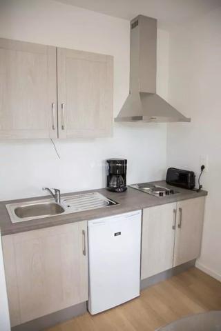 Location                                                      Appartement
                        
                     1 pièces                      27 m2                     à Albi