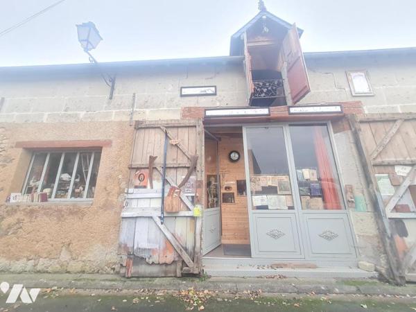 LOCAL COMMERCIAL- A VENDRE - MONTOIRE/ LOIR ( 41800)