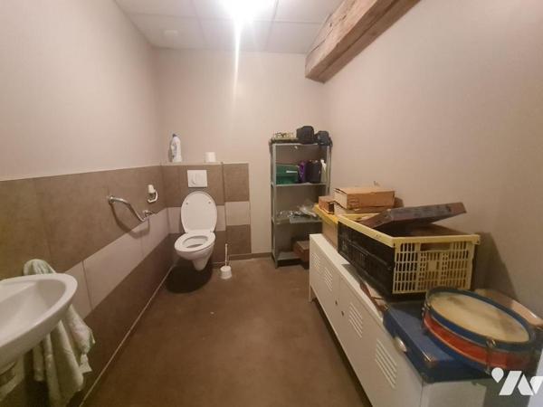 LOCAL COMMERCIAL- A VENDRE - MONTOIRE/ LOIR ( 41800)