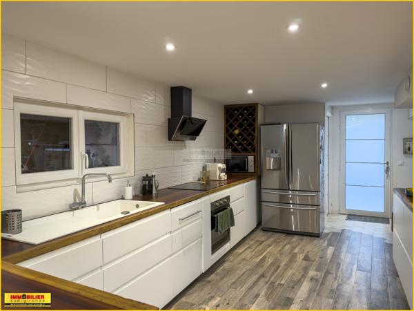 Maison de village 5 pièce(s) 3 chambre(s) 116 m²