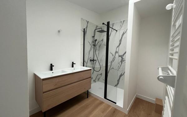 Appartement à louer    3 pièces • 101,98 m2 La Turballe