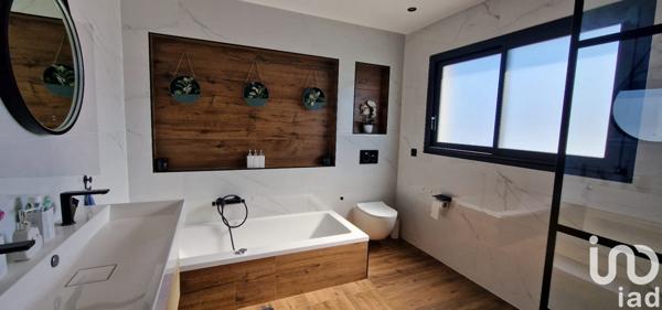 Maison à vendre 5 pièces 142 m² Pia