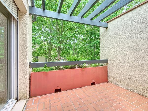 Appartement 4 pièces en dernier étage avec terrasse à vendre dans le quartier de Port-Sud à Ramonville Saint-Agne
