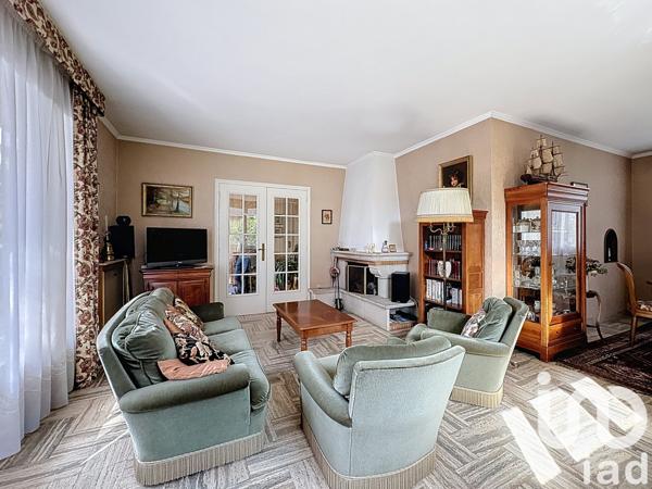 Maison à vendre 5 pièces 98 m² Saint-Rémy-lès-Chevreuse