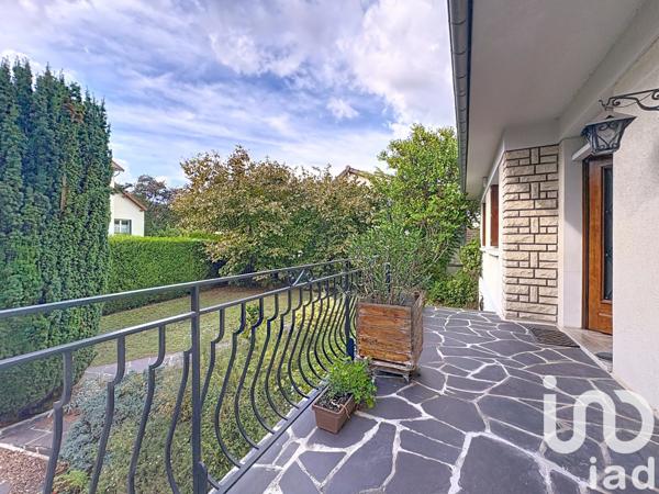 Maison à vendre 5 pièces 98 m² Saint-Rémy-lès-Chevreuse