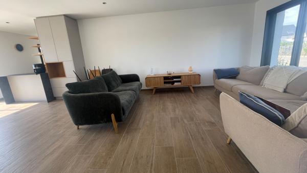 A vendre - Maison contemporaine 7 pièces avec piscine à 300m de la plage à Saint Philibert