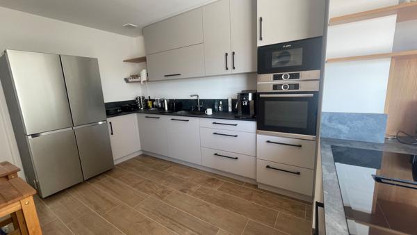 A vendre - Maison contemporaine 7 pièces avec piscine à 300m de la plage à Saint Philibert