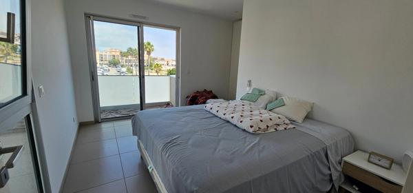 SOLENZARA (20) Appartement à vendre 3 pièces de 68m². avec terrasse de 31m². RÉSIDENCE PIEDS DANS L'EAU