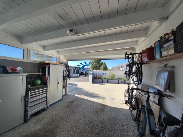 LA JARRIE MAISON PLAIN-PIED 3 CHAMBRES GARAGE JARDIN PARKING  La jarrie