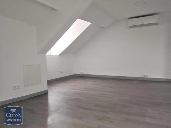 Appartement à louer 1 pièce 27.05m² Melun (77000)