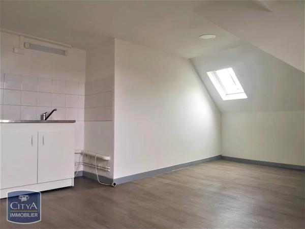 Appartement à louer 1 pièce 27.05m² Melun (77000)