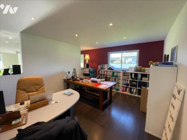 CAEN NORD BUS DE VILLE MAISON 10 PIECES TERRAIN 2328 m²                   M²