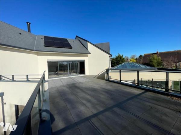 CAEN NORD BUS DE VILLE MAISON 10 PIECES TERRAIN 2328 m²                   M²