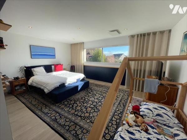 CAEN NORD BUS DE VILLE MAISON 10 PIECES TERRAIN 2328 m²                   M²