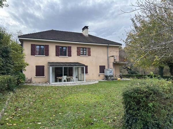 Maison à vendre |  Aubin |  8 pièces | 237 m²