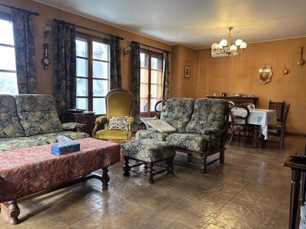 Maison à vendre |  Aubin |  8 pièces | 237 m²