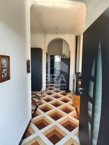 Maison Montpon Menesterol 5 pièce(s) 103.3 m2