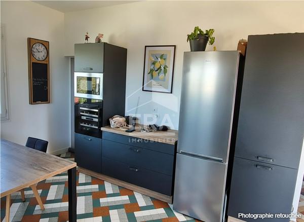 Maison Montpon Menesterol 5 pièce(s) 103.3 m2