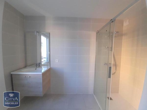 Appartement à louer 3 pièces 63.75m² Nancy (54000)