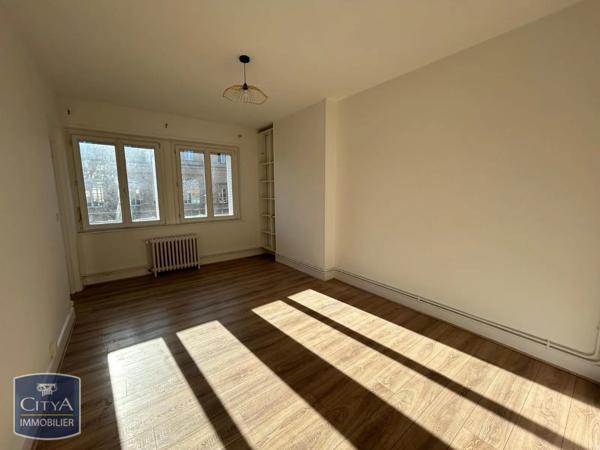 Appartement à louer 2 pièces 37.24m² Charleville-Mézières (08000)