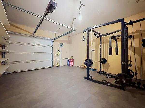 Villa 200 m² à vendre à Aubagne, 1470 m² terrain - Camp Major, Route d'Eoures