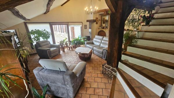Houdan 12 mn / Maison de charme en parfait état de 147 m2 habitable