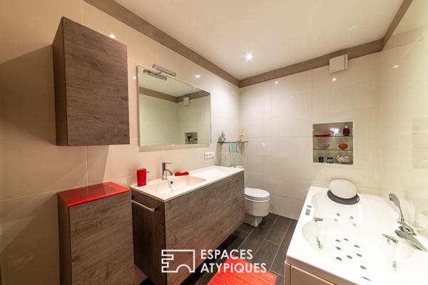 Demeure de caractère avec dépendances et piscine en centre-ville de Castelsarrasin