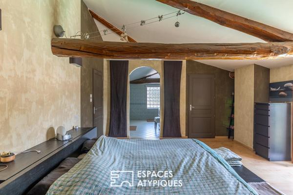 Demeure de caractère avec dépendances et piscine en centre-ville de Castelsarrasin