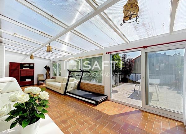 Maison familiale de 170 m² avec studio, jardin et beaux espaces à aménager – Champigny-sur-Marne
