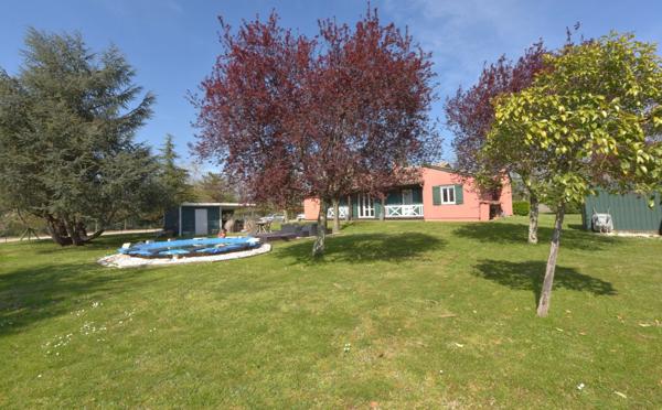 SUPERBE MAISON T6 SUR GRAND TERRAIN AVEC PISCINE DOMINANT LE GOLF DE FIAC