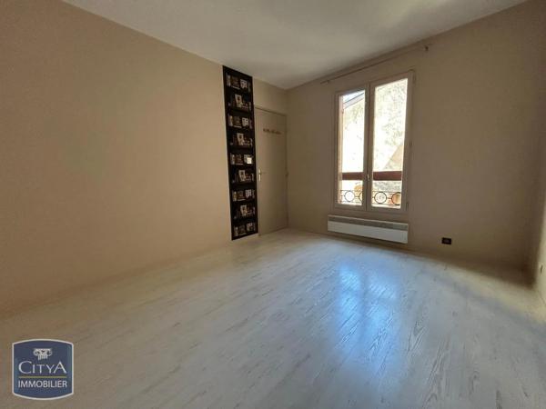 Appartement à louer 4 pièces 82.98m² Mâcon (71000)
