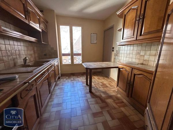 Appartement à louer 4 pièces 82.98m² Mâcon (71000)