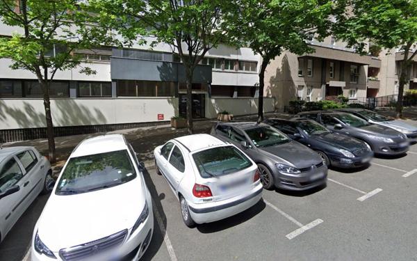 Stationnement à louer    Clermont-Ferrand