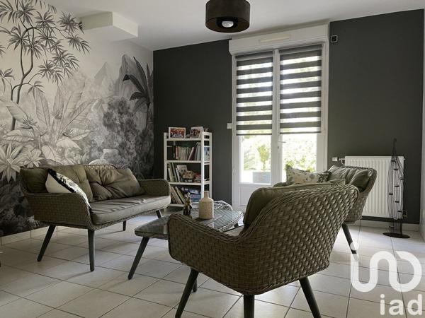 Maison traditionnelle 8 pièces de 205 m² à Thouaré-sur-Loire (44470)