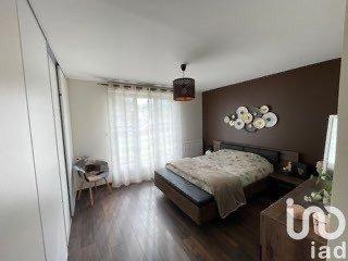 Maison traditionnelle 8 pièces de 205 m² à Thouaré-sur-Loire (44470)