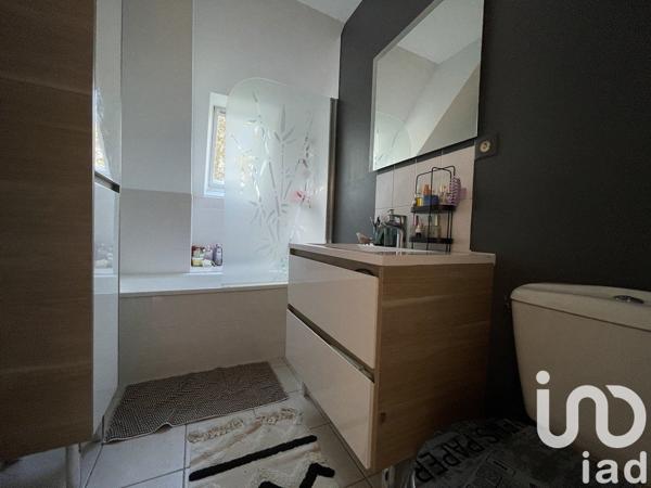 Maison traditionnelle 8 pièces de 205 m² à Thouaré-sur-Loire (44470)