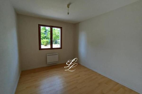 Location - Maison 6 pièces 120 m 2 ROEZE SUR SARTHE (72210)