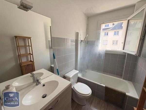 Appartement à louer 2 pièces 29.66m² Tours (37000)