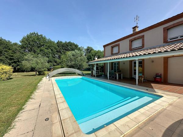 Maison T6 160m2 avec piscine et grand garage - Bruguières