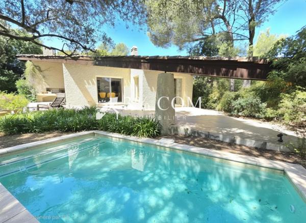 Villa
                                                                                                                                                                                                                                                                                                                        6 pièce(s)                                                                                                                                                                                                          4 chambre(s)                                                                                                                                                                                                          154  m²