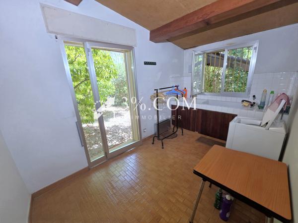 Villa
                                                                                                                                                                                                                                                                                                                        6 pièce(s)                                                                                                                                                                                                          4 chambre(s)                                                                                                                                                                                                          154  m²