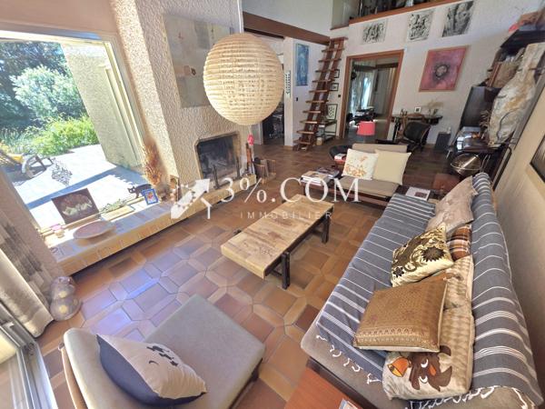 Villa
                                                                                                                                                                                                                                                                                                                        6 pièce(s)                                                                                                                                                                                                          4 chambre(s)                                                                                                                                                                                                          154  m²