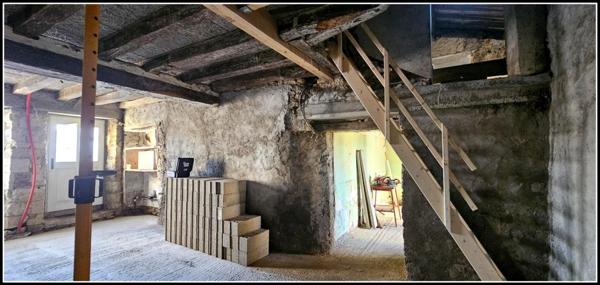 MAISON DE BOURG À RENOVER 97m²