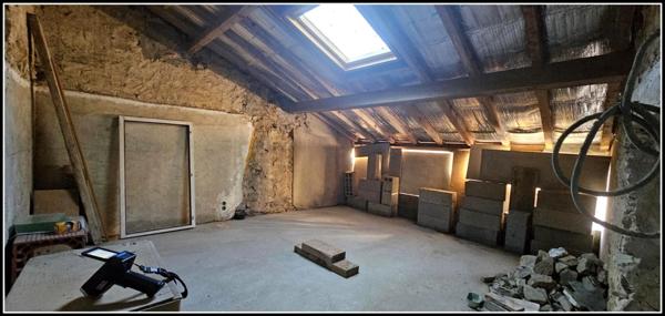 MAISON DE BOURG À RENOVER 97m²