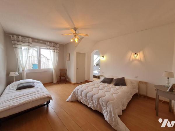 A VENDRE ROHAN - MAISON FAMILIALE 243m² avec hangar 