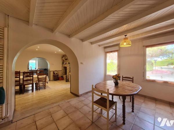 A VENDRE ROHAN - MAISON FAMILIALE 243m² avec hangar 
