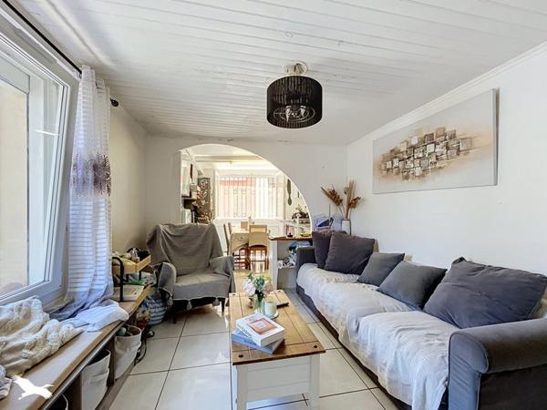 Maison 130 000 € Florensac 3 p 80 m² DPE D